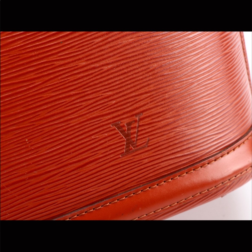 Louis Vuitton Lusssc Tote - Picture 6 of 9